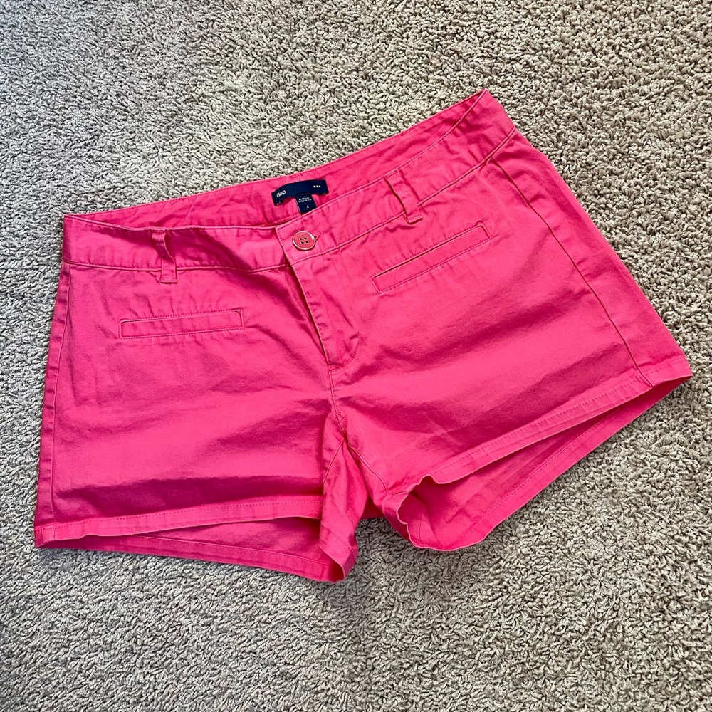 Gap pink shorts